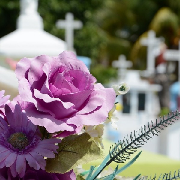 El porqué de la flores en los funerales